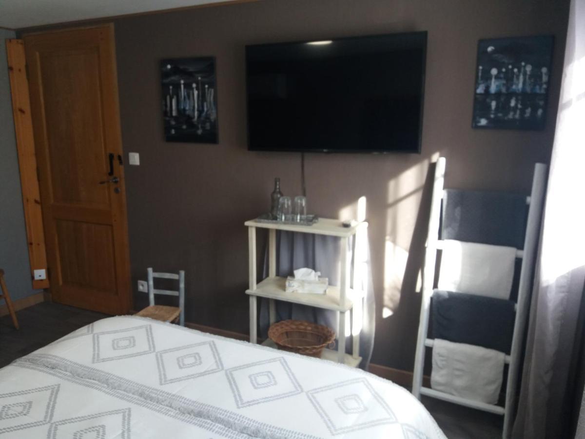 Chambre D'Hotes Hola 라발 외부 사진