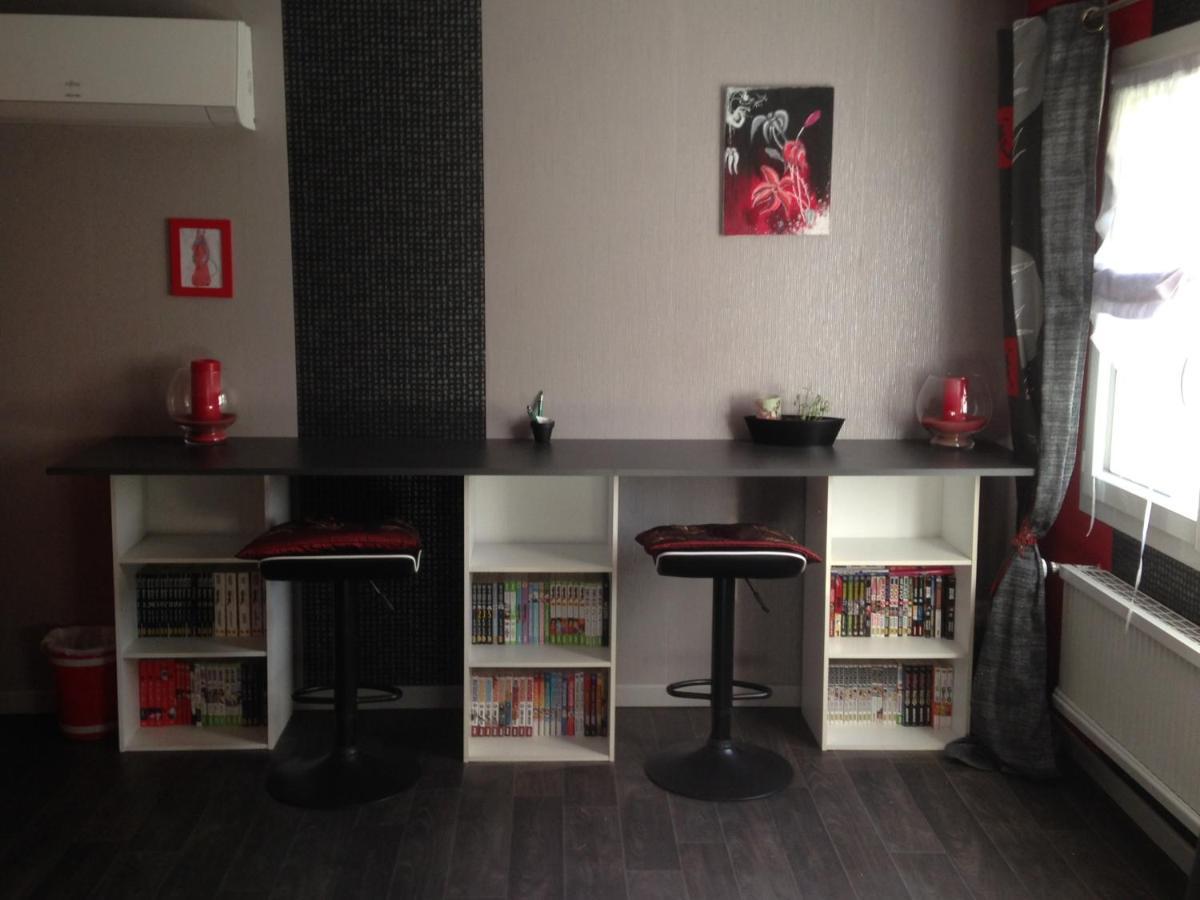 Chambre D'Hotes Hola 라발 외부 사진