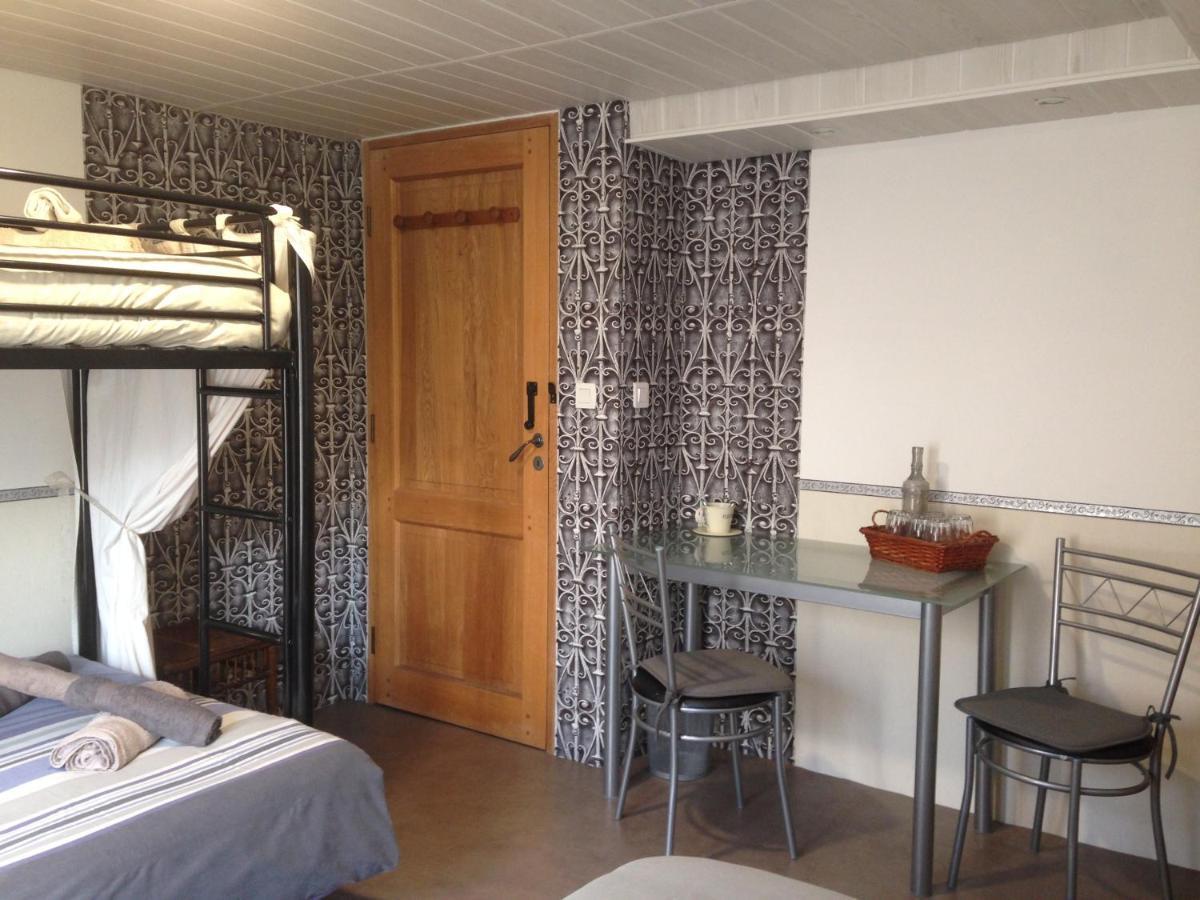 Chambre D'Hotes Hola 라발 외부 사진